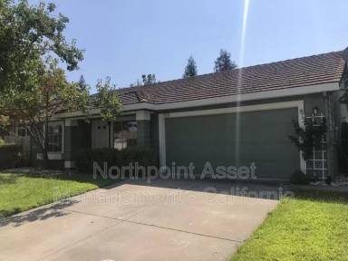Main picture of 1319 Longfellow Cir