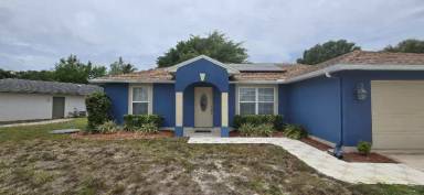 Main picture of 2482 SE Camarin St