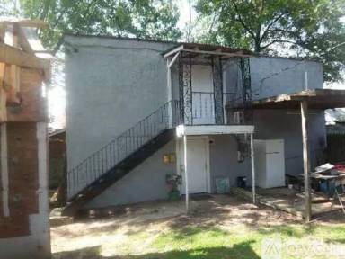 Main picture of 518 N Peachtree Unit Unit Ave