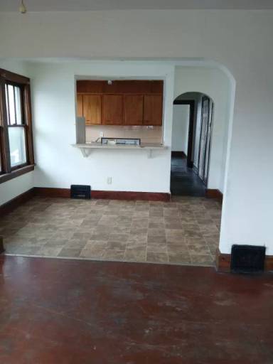 Main picture of 2319 22nd St SW