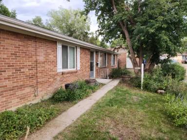 Main picture of 1505 Custer Ave