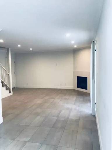 Main picture of 13002 Riverside Dr