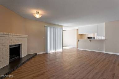 Main picture of 1717 E Pine Ave