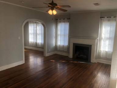 Main picture of 1120 Woodlawn St