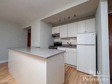 Main picture of Wellington Place Apartments