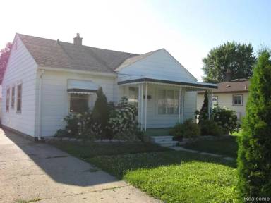 Main picture of 4152 Monroe St