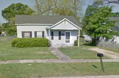 Main picture of 226 N 13th Ave