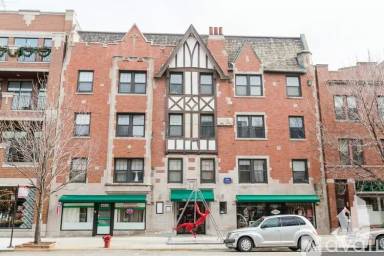 Main picture of 4829 N Damen Ave