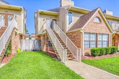 Main picture of Villas on the Square