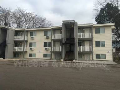 Main picture of 520 E 4400 S