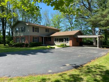 Main picture of 315 Kennedy Rd
