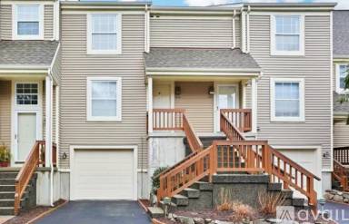 Main picture of 606 Foxboro Dr