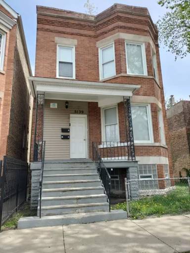 Main picture of 5139 S Loomis Blvd