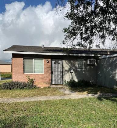 Main picture of 7115 Glen Ter
