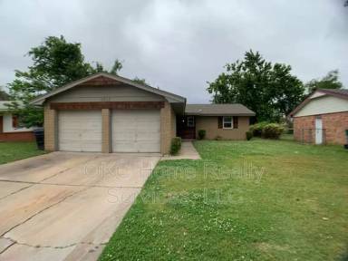 Main picture of 6812 S Land Ave