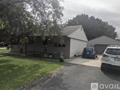 Main picture of 1335 Glenview Dr