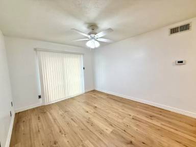 Main picture of Briarwick Condominiums
