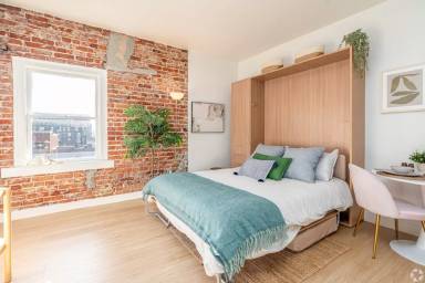 Main picture of 202 E Wilson Ave