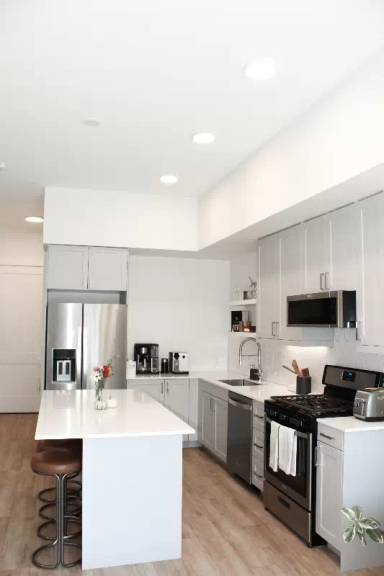 Main picture of 2876 W 53rd Ave