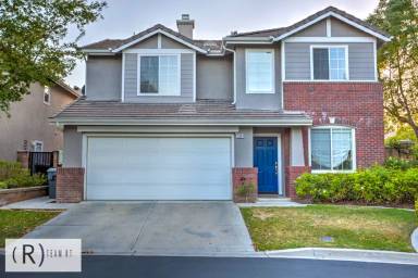 Main picture of 15984 Paul Ct