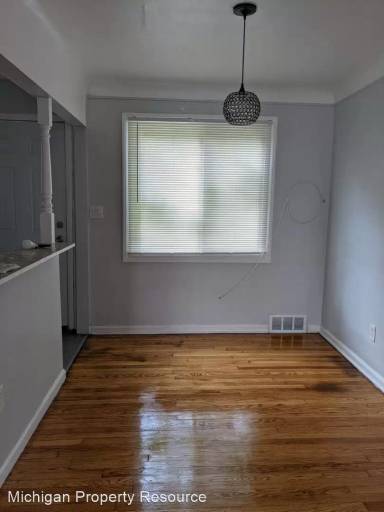 Main picture of 8539 Wyoming St