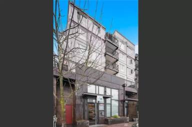Main picture of 12334 31st Ave NE