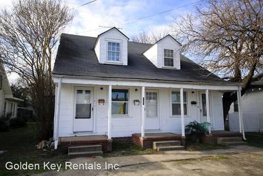 Main picture of 907 N George St