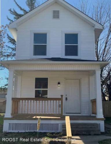 Main picture of 665 E Whittier St