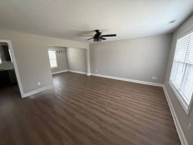 Main picture of 2345 Roundtree Rd