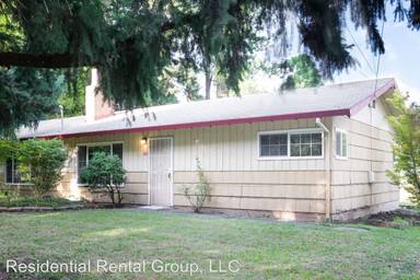 Main picture of 710 NE 69th Ave