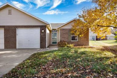 Main picture of 2900-09 Russel Ct