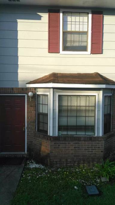 Main picture of 232 Edith Way