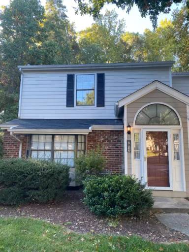 Main picture of 7811 Falcon Rest Cir