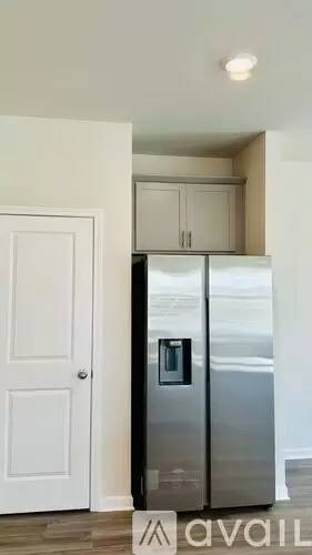 Main picture of 690 Gabby Pt SW