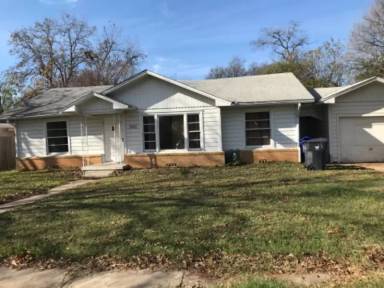 Main picture of 520 Camp Dr