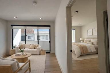 Main picture of 5750 Lexington Ave