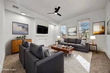 Main picture of 327 E Martin Luther King Jr Blvd