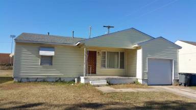 Main picture of 2314 N Victor Ave