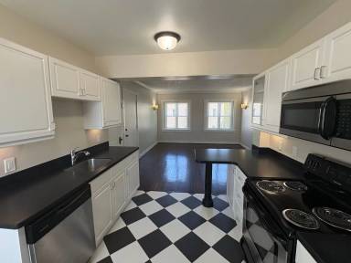 Main picture of 3918 Cass St