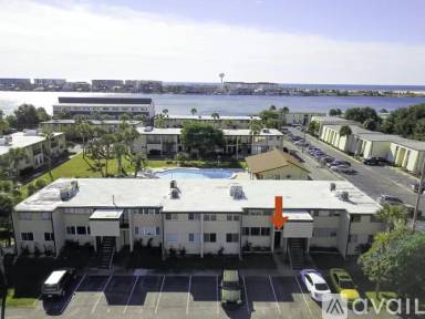 Main picture of 300 Miracle Strip Pkwy SW