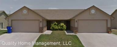 Main picture of 1707 Clover Dr
