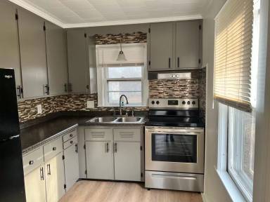Main picture of 93 Highland Ave