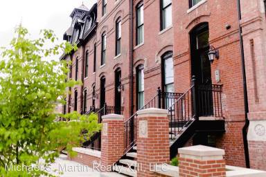 Main picture of 121 Chestnut St