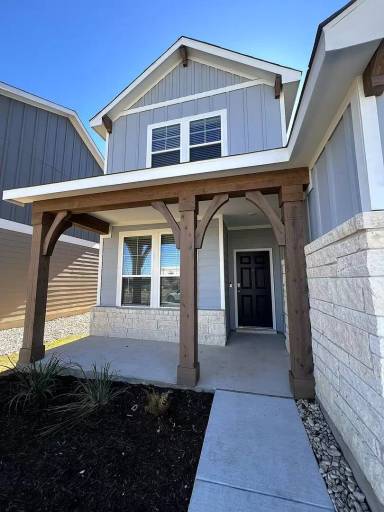Main picture of 400 Acuff Ln