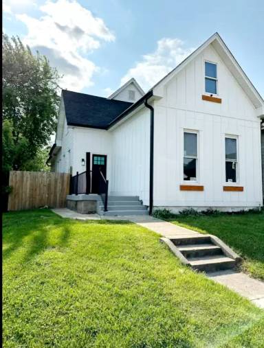 Main picture of 1818 Orleans St