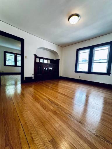 Main picture of 3812 W Mount Vernon Ave