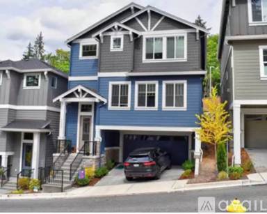 Main picture of 22320 SE 43rd Pl
