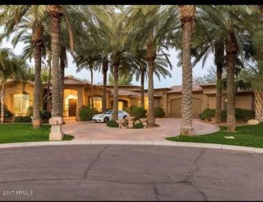 Main picture of 7407 N 71st Pl