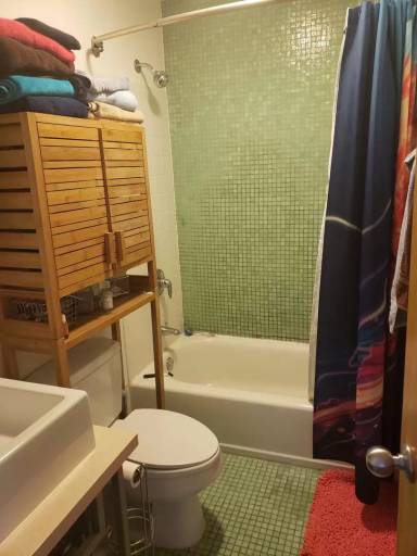 Main picture of 2824 W Armitage Ave