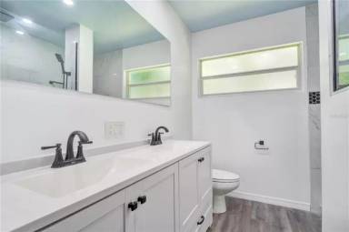Main picture of 612 5th St